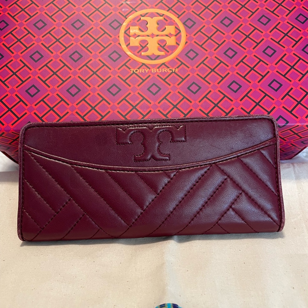 💯 Tory Burch Wallet Leather in Imperial Garent